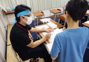 谷九本部教室の教室風景3