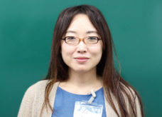 小谷 宙子<br />
