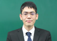 岳川 祐輔